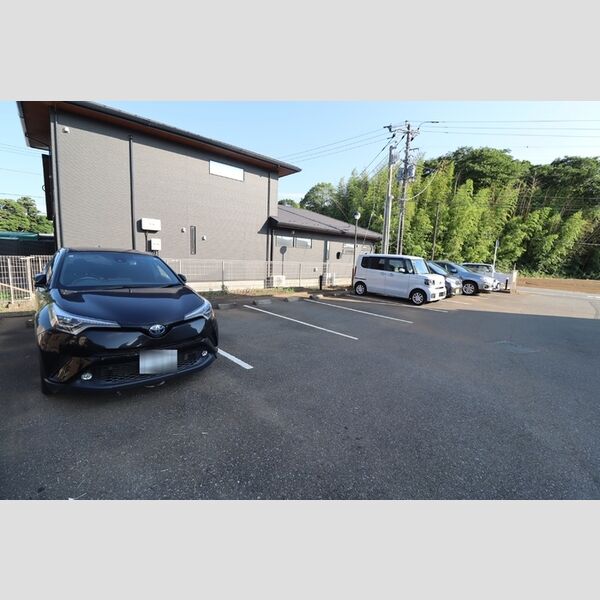 駐車場 (駐車場)