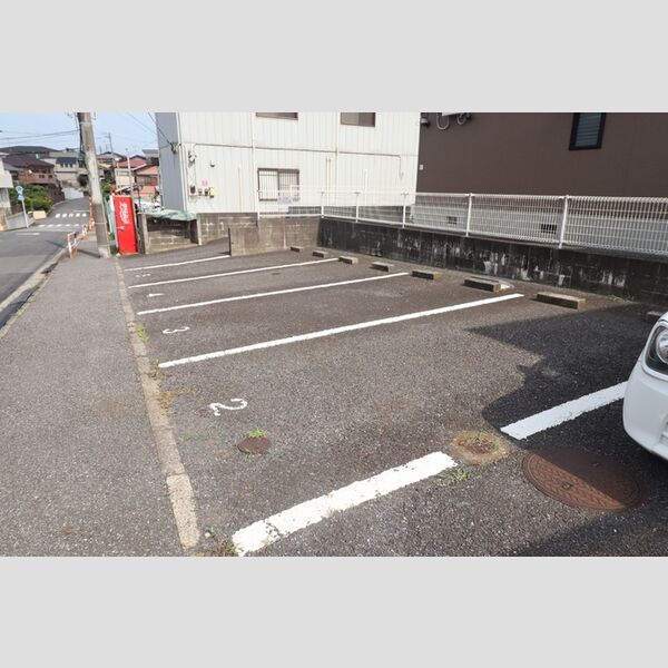 駐車場 (駐車場)
