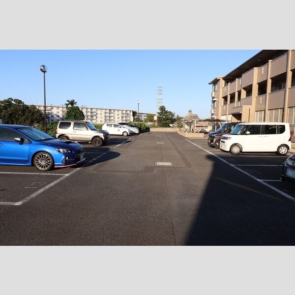 駐車場 (駐車場)