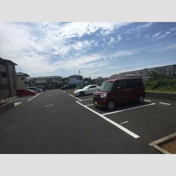 駐車場 (駐車場)