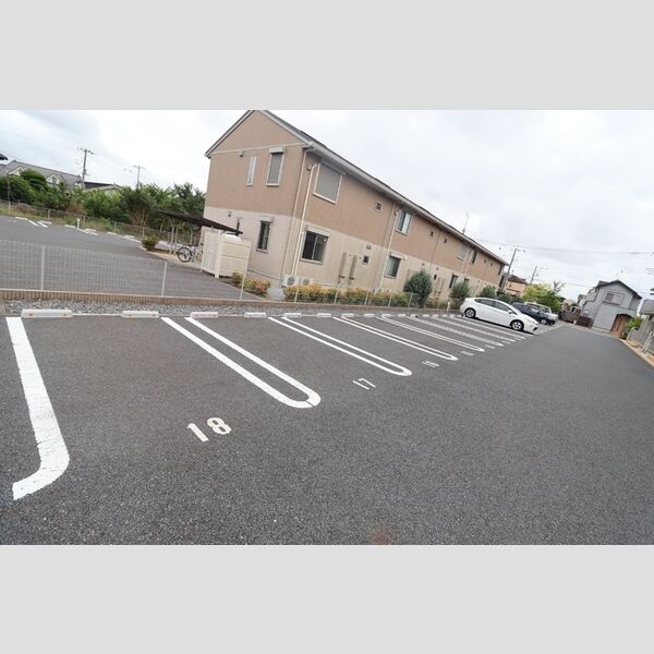 駐車場 (駐車場)