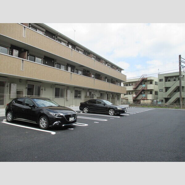 駐車場 (駐車場)