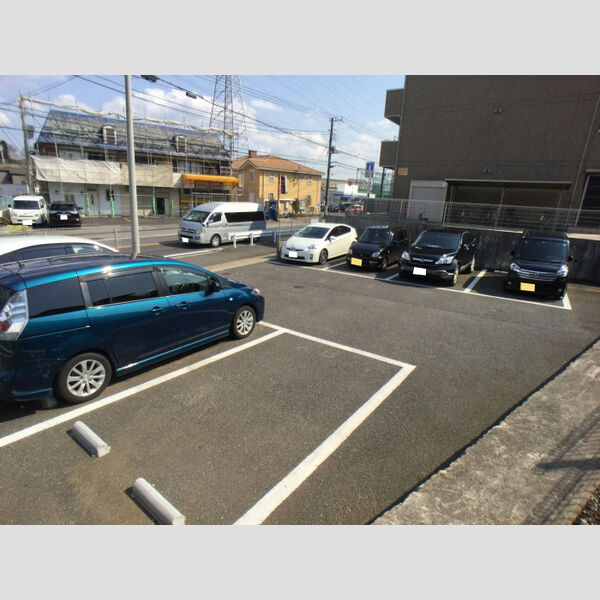 駐車場 (駐車場)