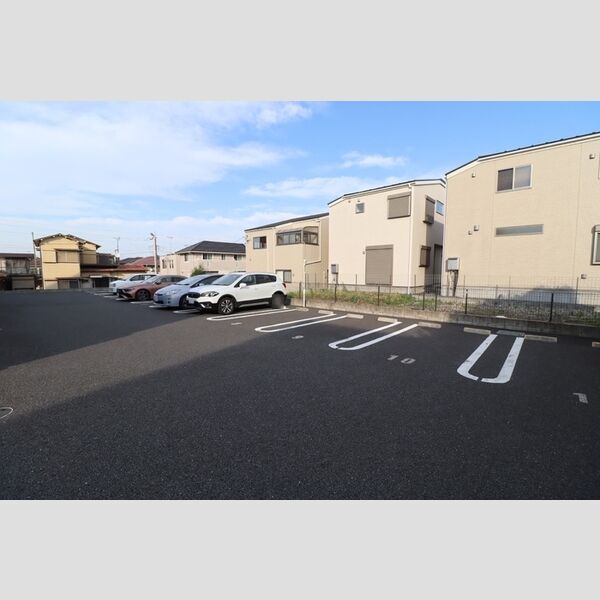 駐車場 (駐車場)