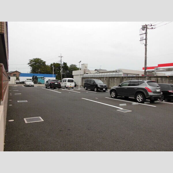 駐車場 (駐車場)