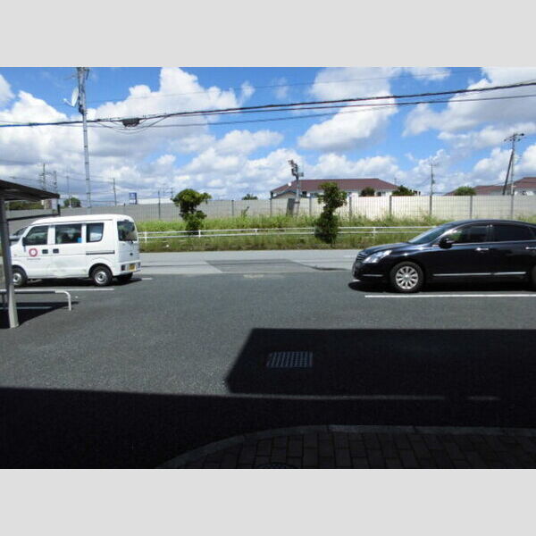 駐車場 (駐車場)