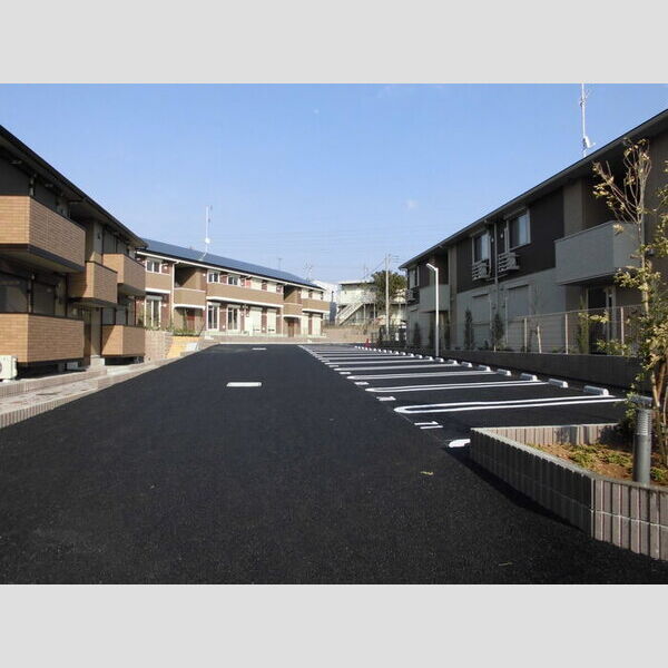 駐車場 (駐車場)