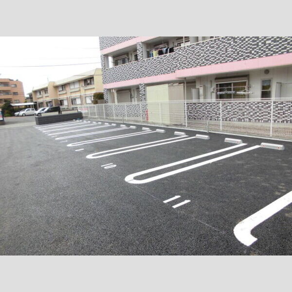 駐車場 (駐車場)