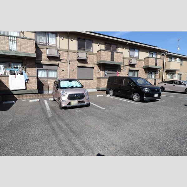 駐車場 (駐車場)