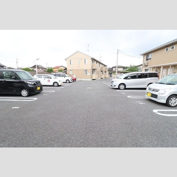 駐車場 (駐車場)