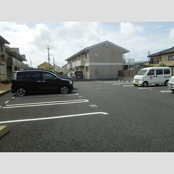 駐車場 (駐車場)