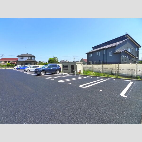 駐車場 (駐車場)