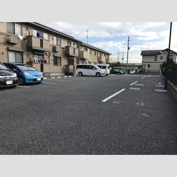 駐車場 (駐車場)