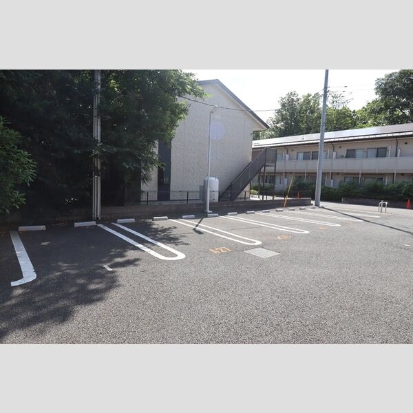 駐車場 (駐車場)