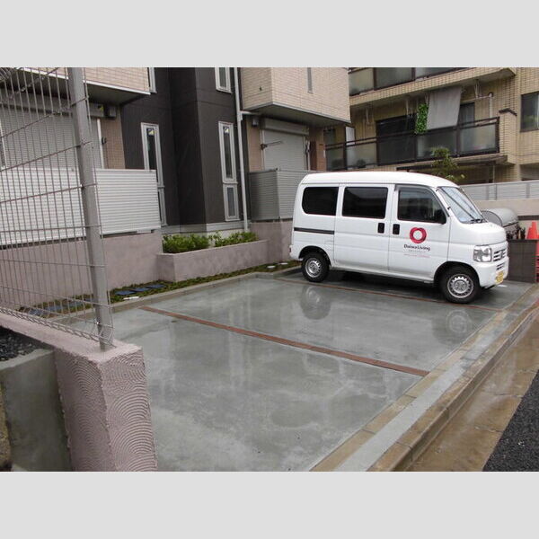 駐車場 (駐車場)