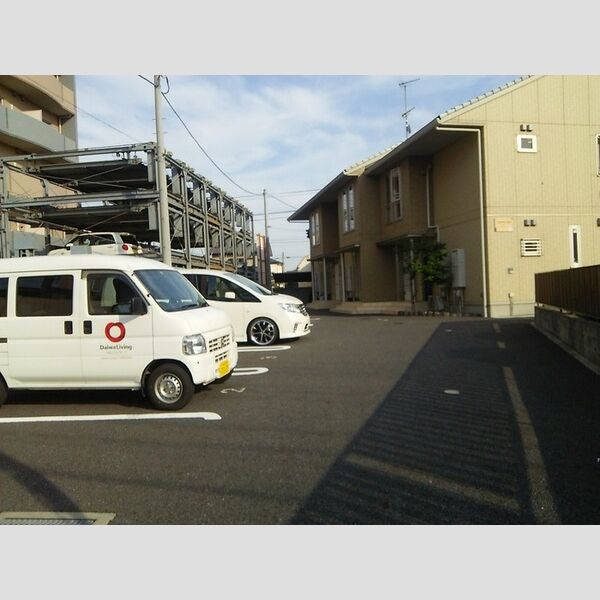 駐車場 (駐車場)