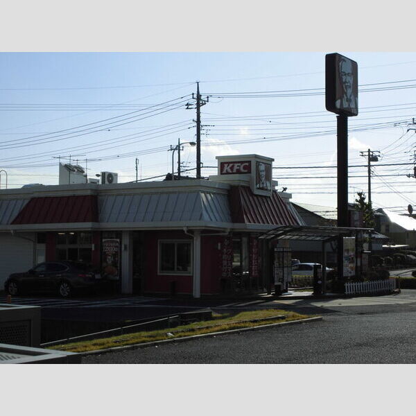 現地周辺 (ファーストフード店)