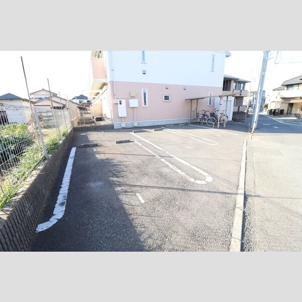 駐車場 (駐車場)