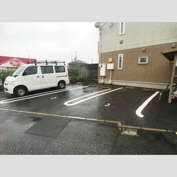 駐車場 (駐車場)