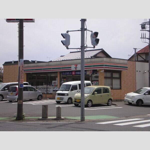 現地周辺 (セブンイレブン富里支店 1113M)