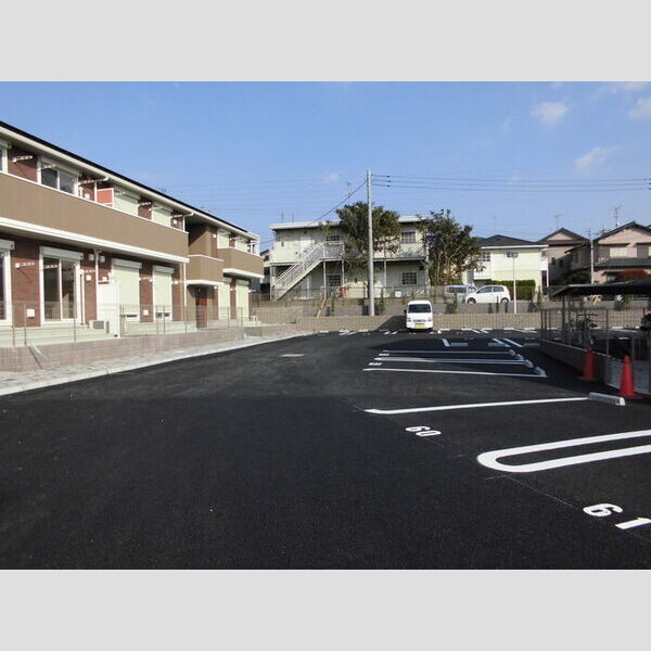 駐車場 (駐車場)