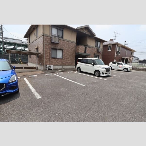 駐車場 (駐車場)