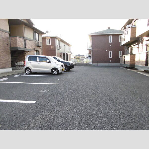駐車場 (駐車場)