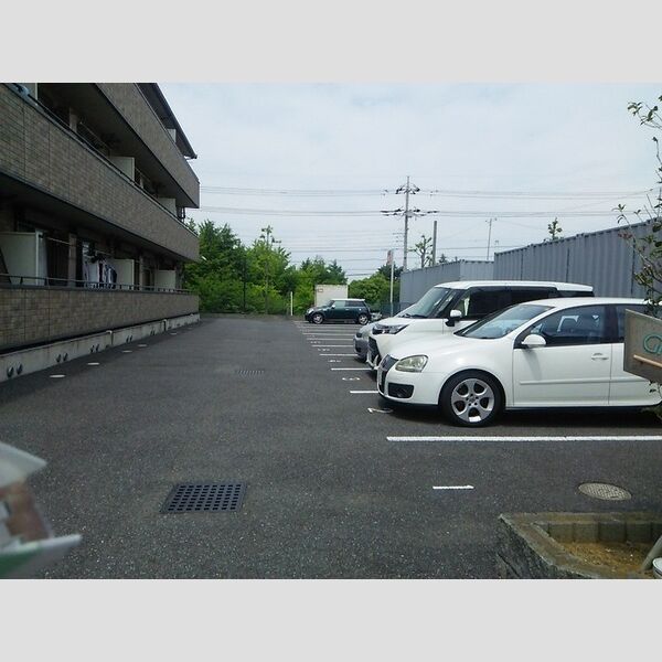 駐車場 (駐車場)