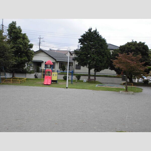 現地周辺 (公園)