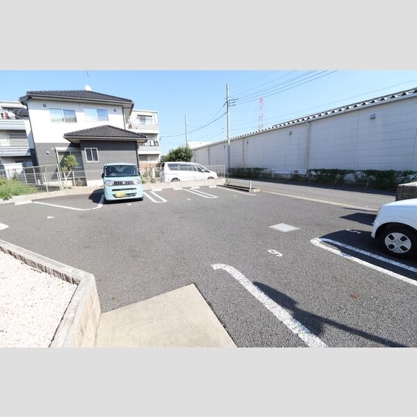 駐車場 (駐車場)