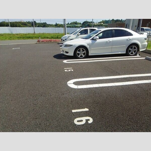 駐車場 (駐車場)