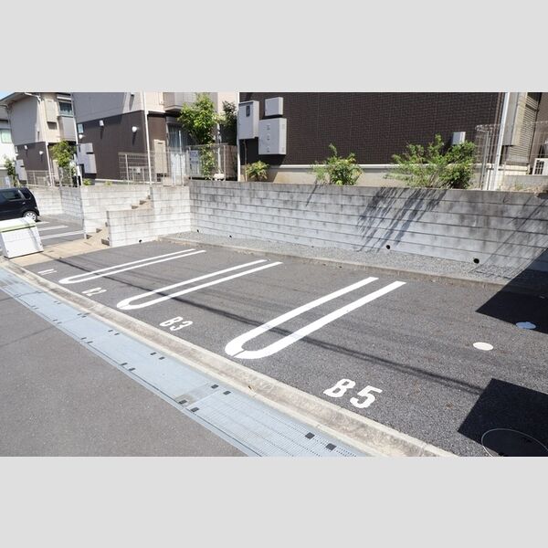 駐車場 (駐車場)