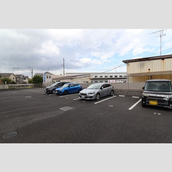 駐車場 (駐車場)