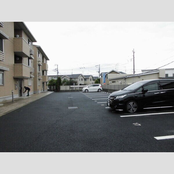 駐車場 (駐車場)