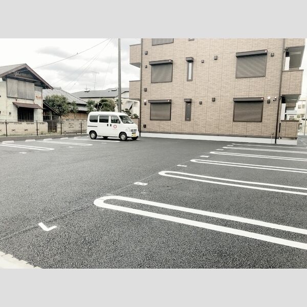 駐車場 (駐車場)