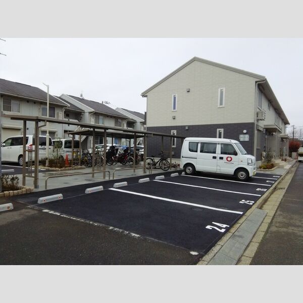 駐車場 (駐車場)