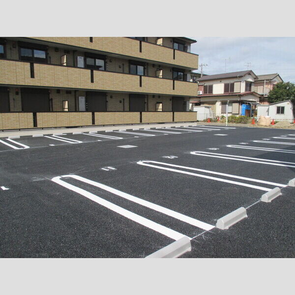 駐車場 (駐車場)