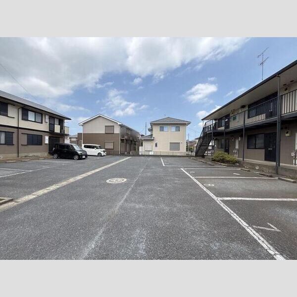 駐車場 (駐車場)