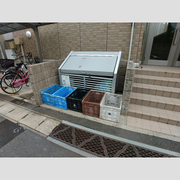 現地周辺 (ごみステーション)