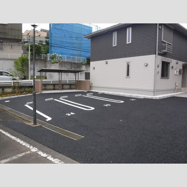 駐車場 (駐車場)