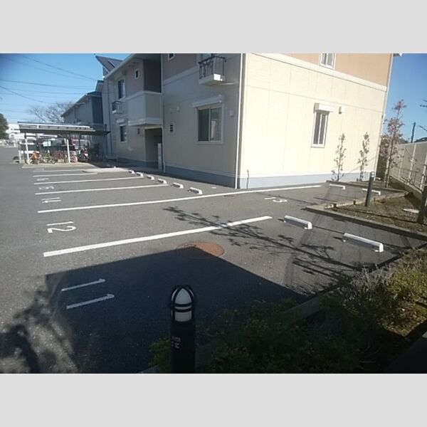 駐車場 (駐車場)