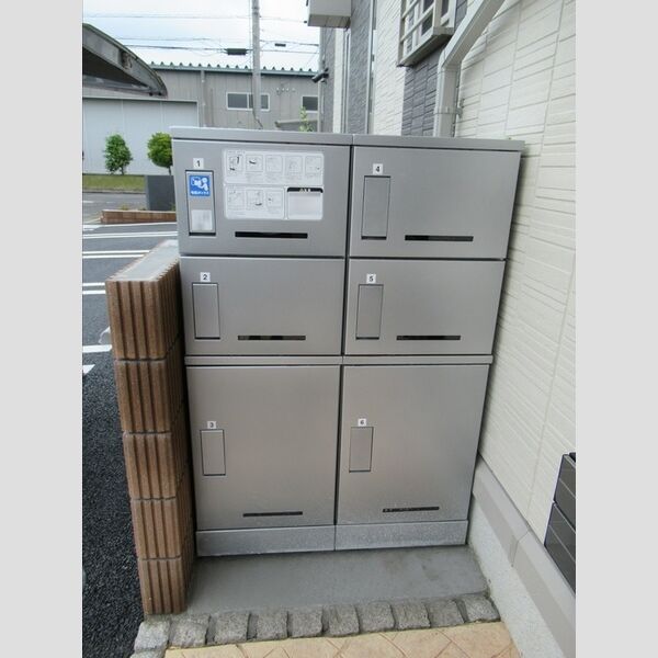 現地周辺 (宅配ボックス)