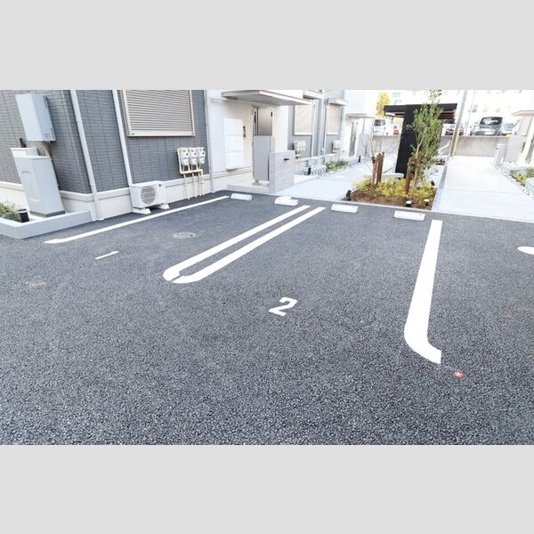 駐車場 (駐車場)