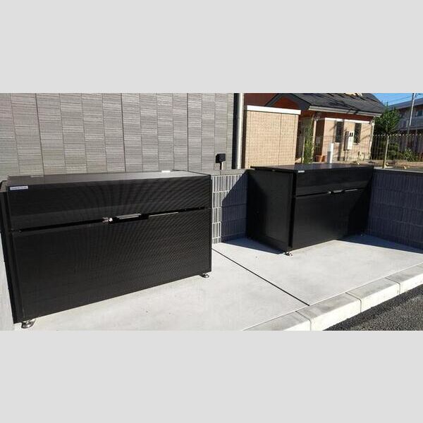 現地周辺 (ゴミストッカー)