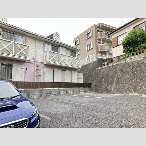 駐車場 (駐車場)