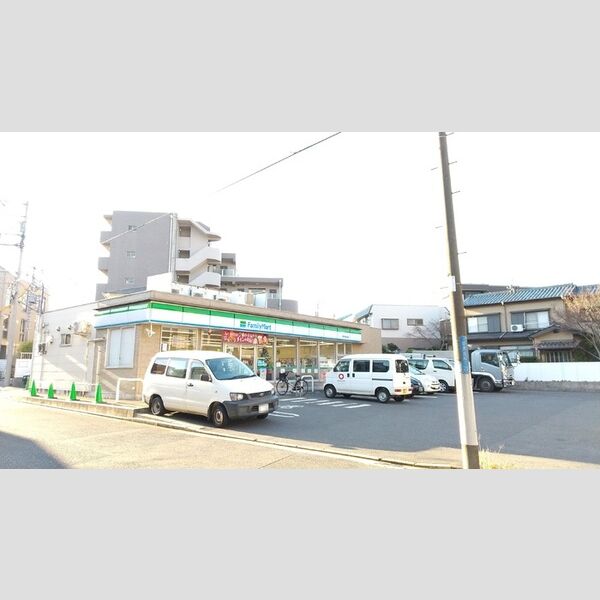 現地周辺 (ファミリーマート千葉汐見丘町店 206m)