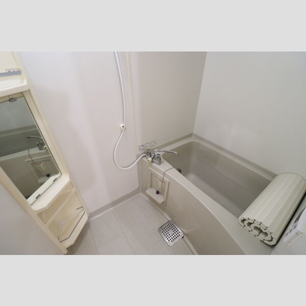 バス (浴室)