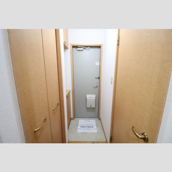 玄関 (玄関)