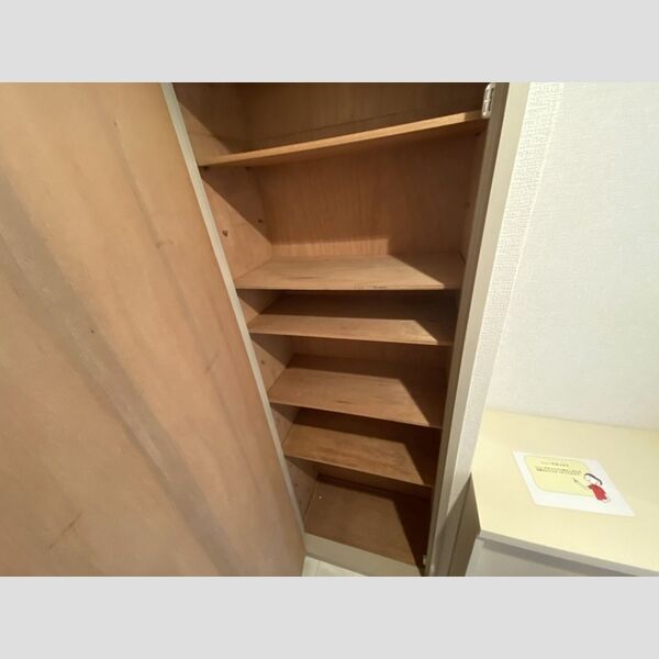 玄関 (シューズBOX)
