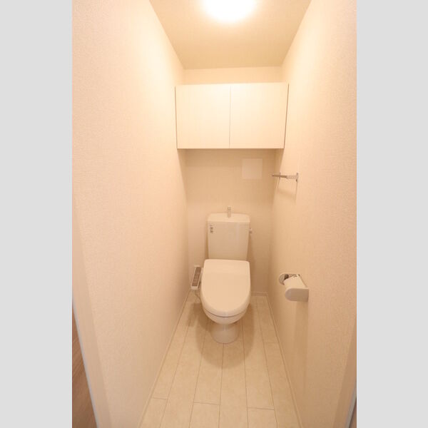 トイレ (温水洗浄暖房便座)